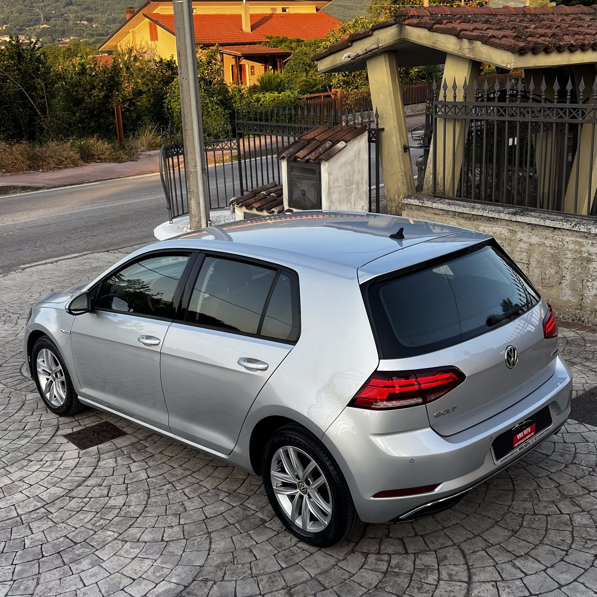 
								VOLKSWAGEN GOLF 7.5 1.5 TSI BlueMotion TGI TURBO BENZINA/METANO 130 CV (96 kW) – 6 MARCE – 08/2019 completo									