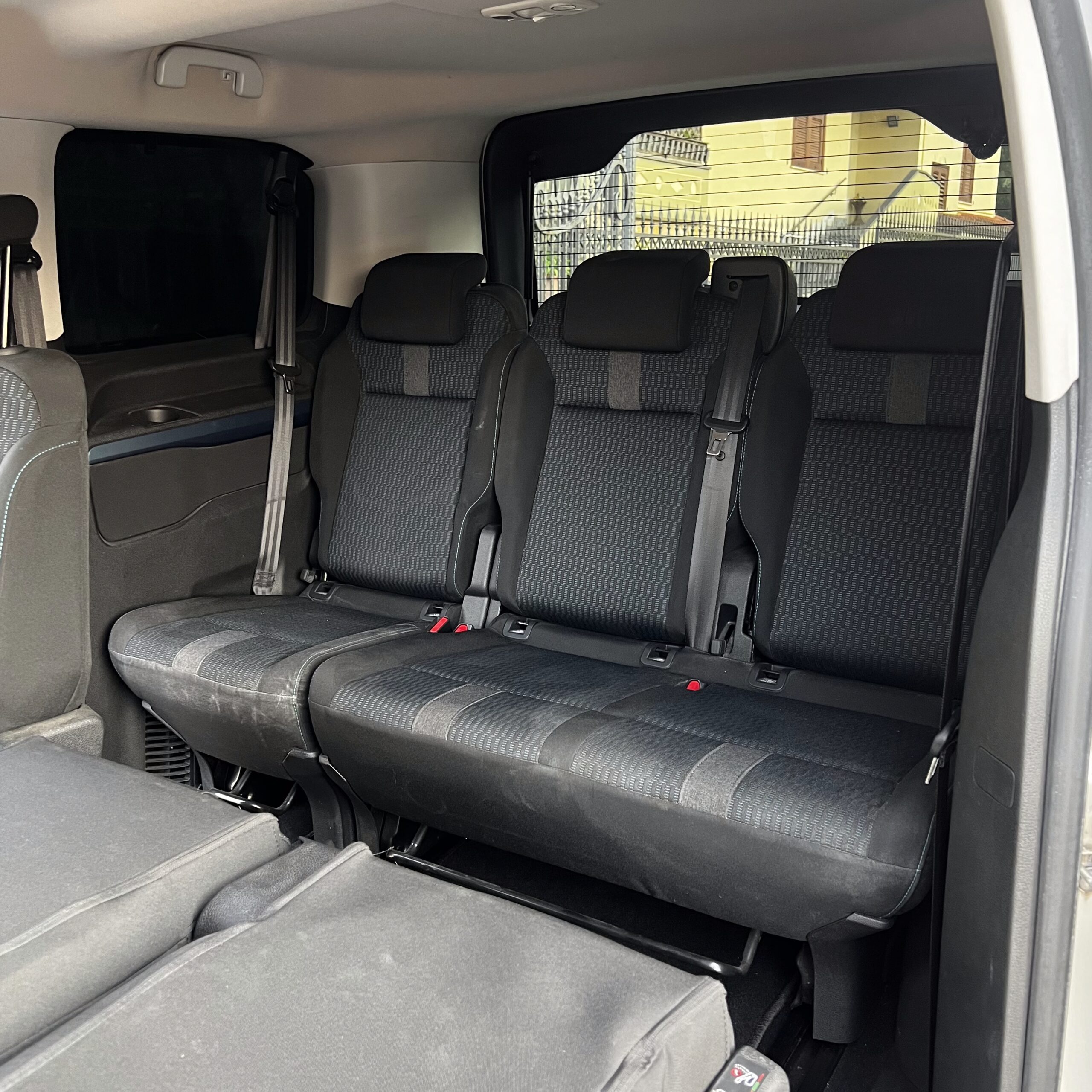 
								PEUGEOT TRAVELLER 1.5 BlueHDi 120 CV – 8 POSTI – GIUGNO 2019 completo									